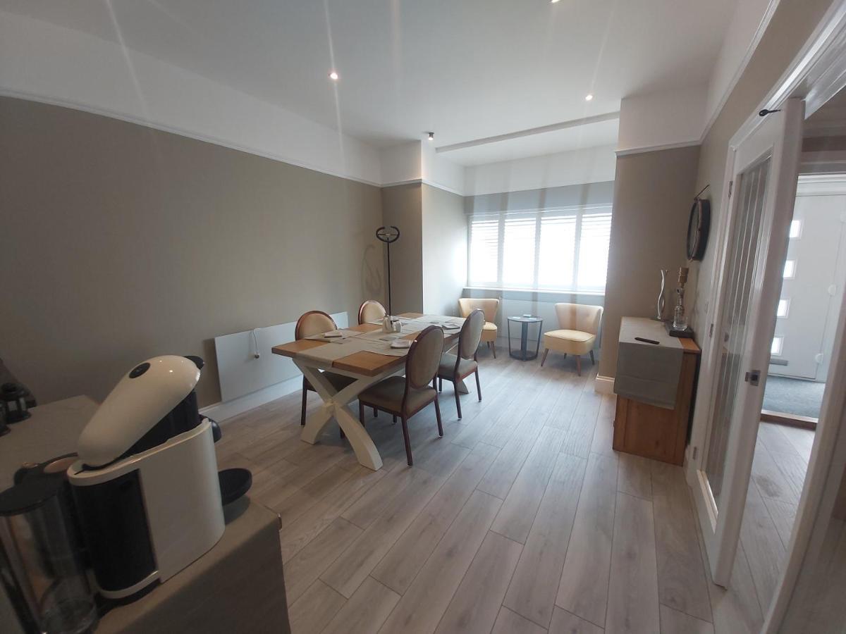 Bay House Bed & Breakfast Totland  Bagian luar foto