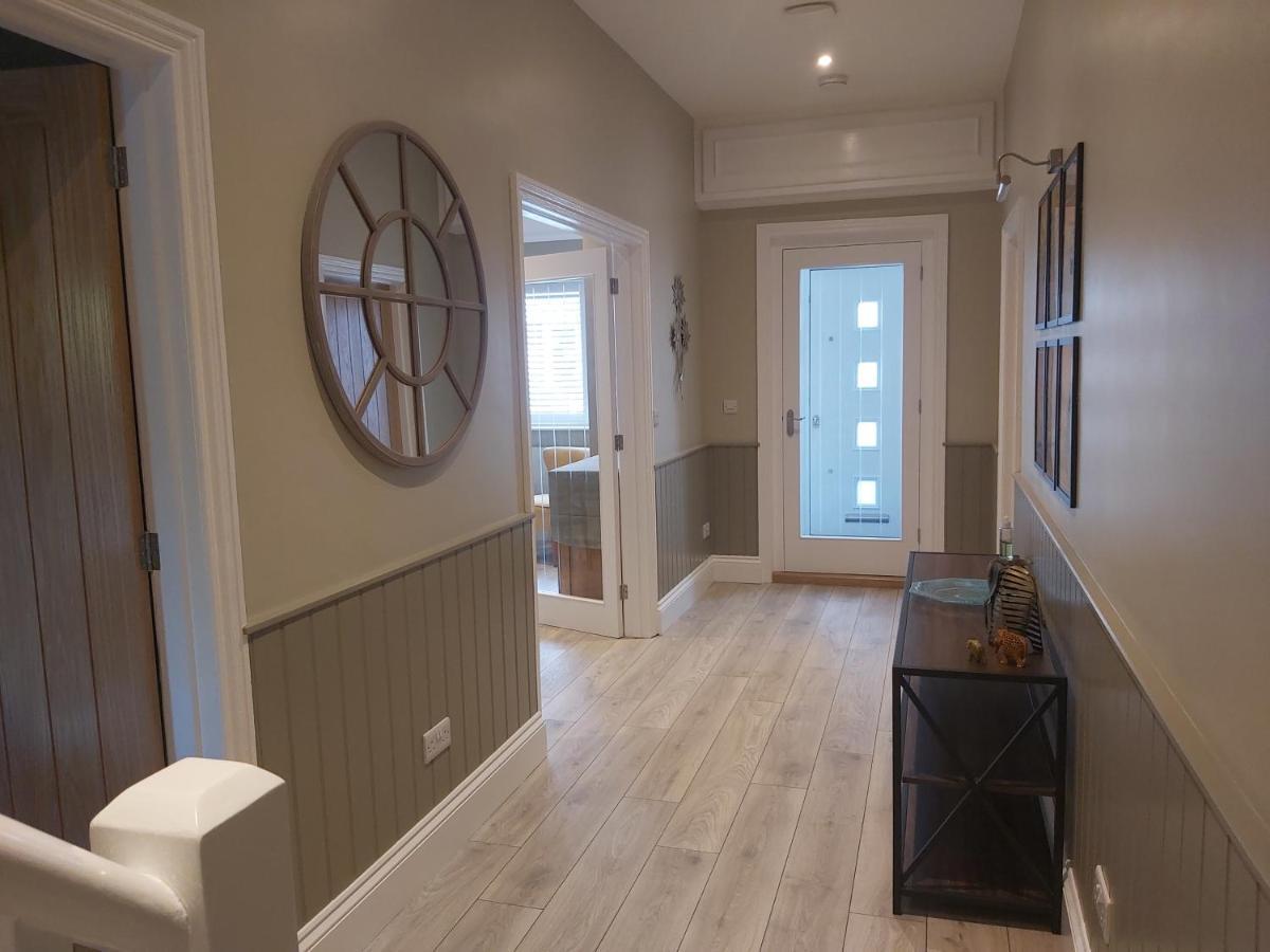 Bay House Bed & Breakfast Totland  Bagian luar foto